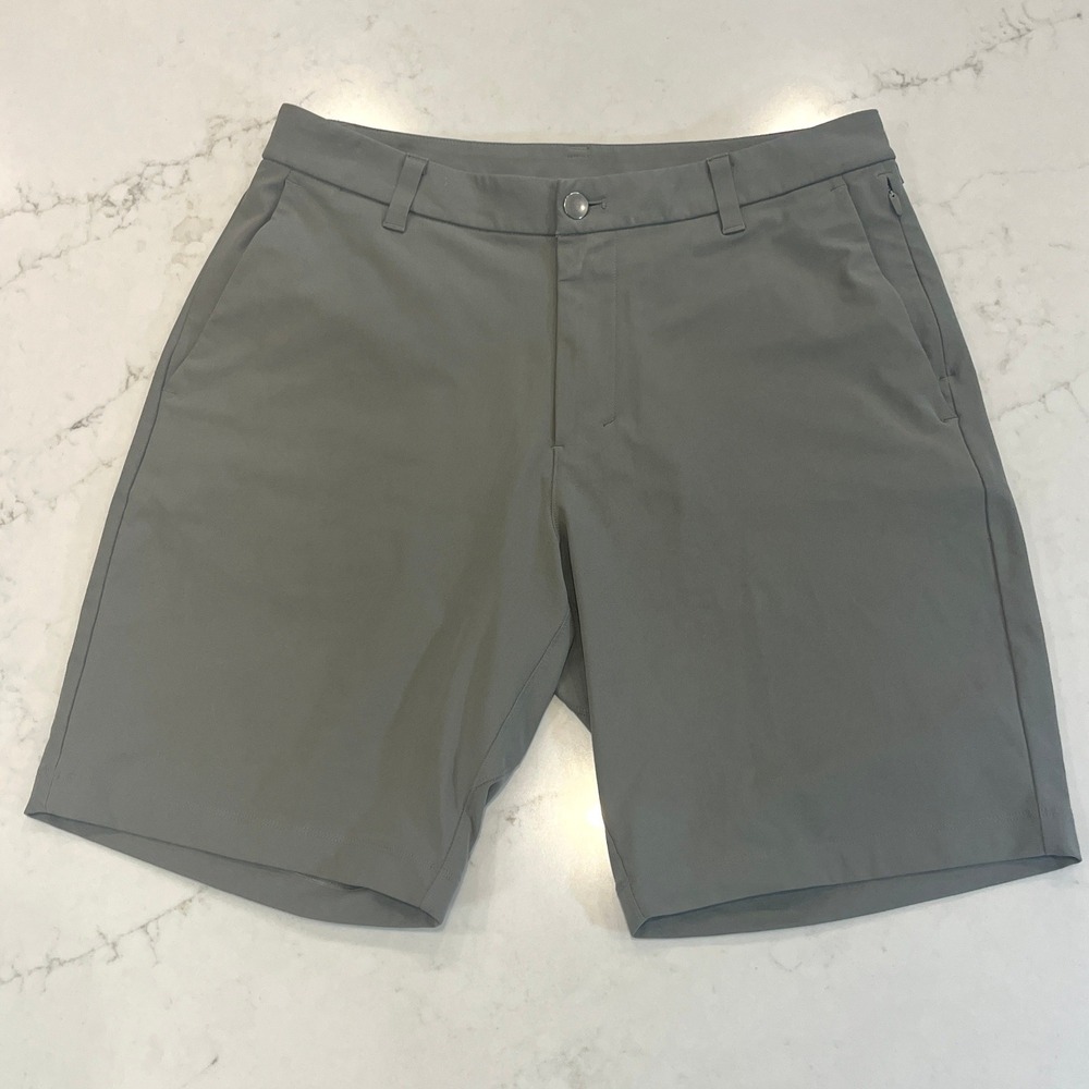 Lululemon Commission Classic Fit Short 9 Mens 32 x9" Sage Grey Warpstreme‎ Golf